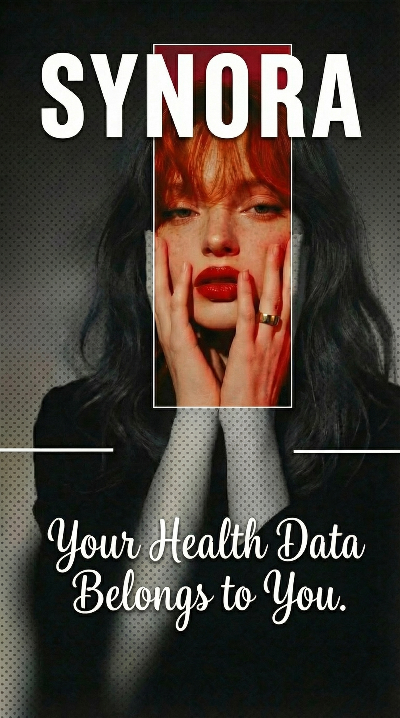 Woman wearing a gold Synora smart ring. Secure wellness data tracker focusing on user privacy and elegant jewelry design.